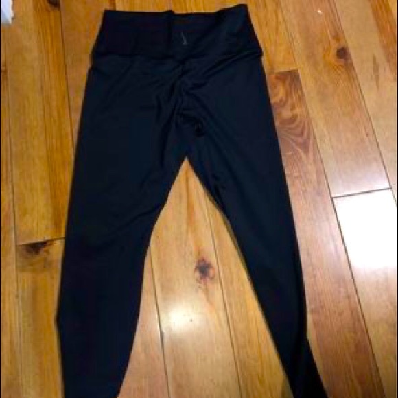 Yoga Nike leggings never worn size L - Picture 1 of 4